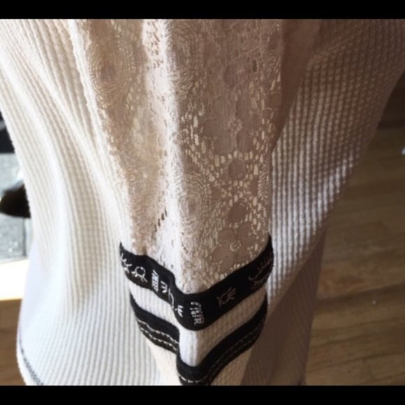 Free People Glory Days Thermal Embroidered Shirt S - Small - Picture 4 of 5